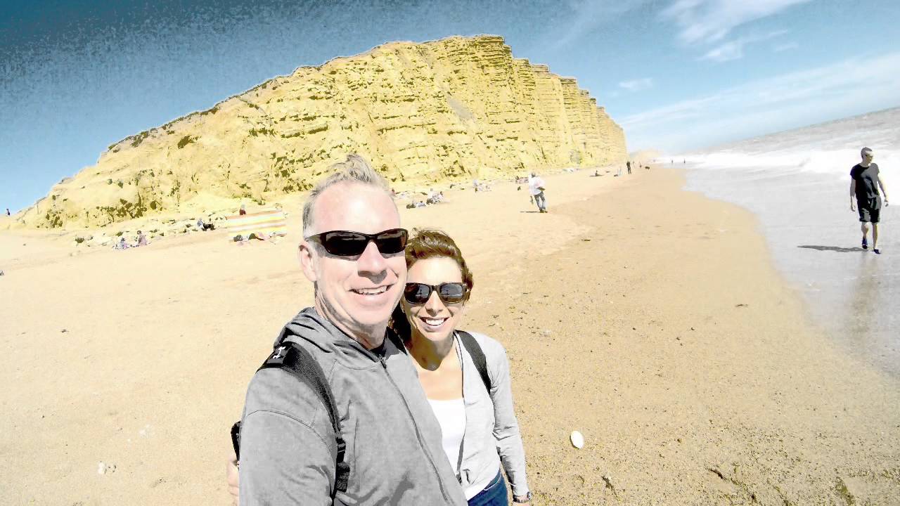 Driving in the UK (2015). Music: