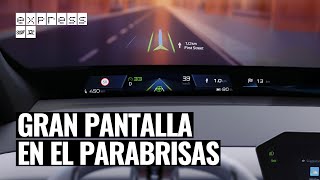 Esta pantalla cruza todo el parabrisas del auto: conoce a Panoramic Vision de BMW