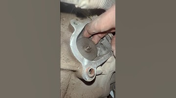 Center diff lock was stuck on-so I ‘adjusted’by hand #toyota #landcruiser #4x4 #offroad #shorts #diy