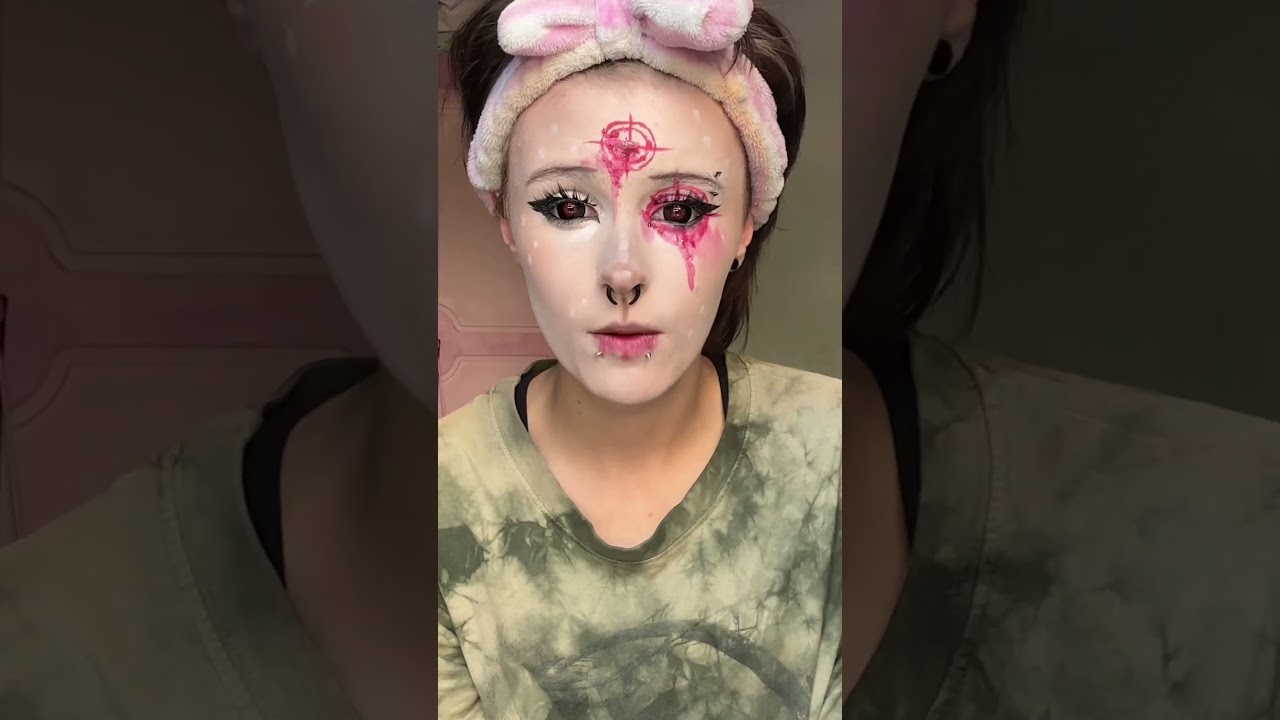 #makeuptutorial #mua #makeupshorts #shorts #grwm #alternative #alternativemakeup