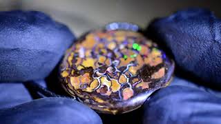Auction 56ct 30x25x8Electric Red&amp;Green PoolpatterKoroit NutBoulder Matrix Opal Australia Gem