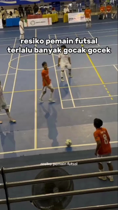 resiko pemain futsal banyak gocek#shorts #training #futsal #skills #fyp