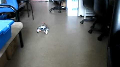 NXShield + Arduino + Bluetooth remote control.MOV