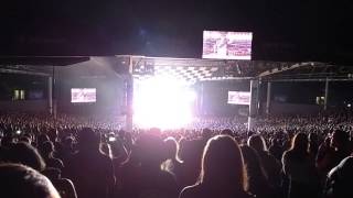 Tim McGraw 8-2-15 DTE Music Theatre Clarkston Mi