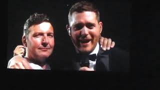 Michael Buble Invites Fan On Stage To Sing At The O2 London