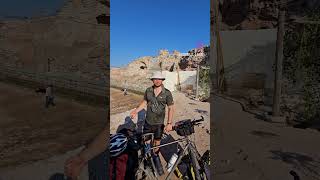 🚴دوست گردشگر دوچرخه سوارآلمانی جزیره هرمز German cyclist tourist in Hormuz Island🚴هیچ جا هرمز نابو