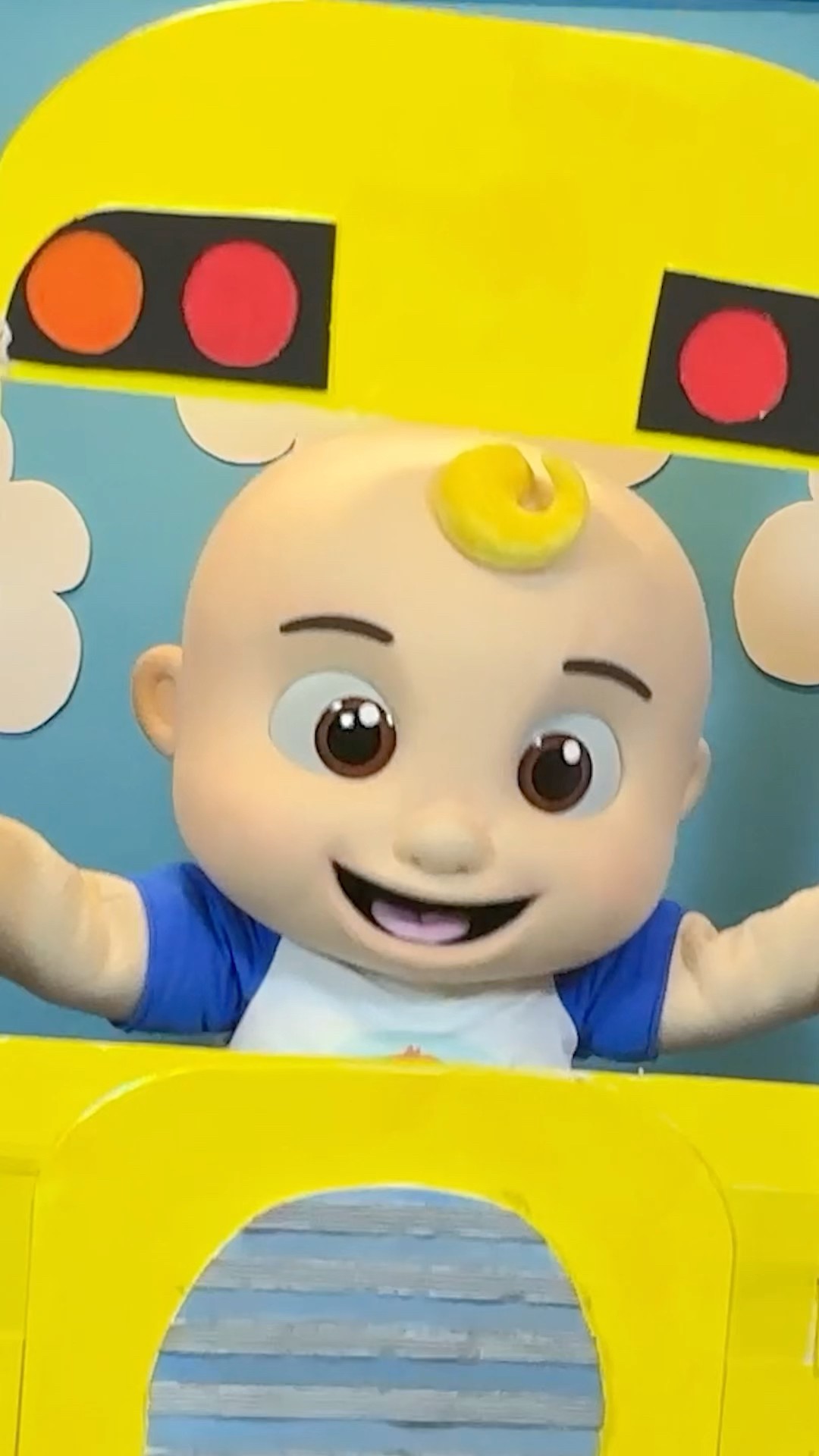 The Wheels on the Bus REAL LIFE CoComelon! Let's Dance! #shorts