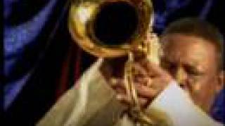 Video voorbeeld van "Hugh Masekela- Thanayi"