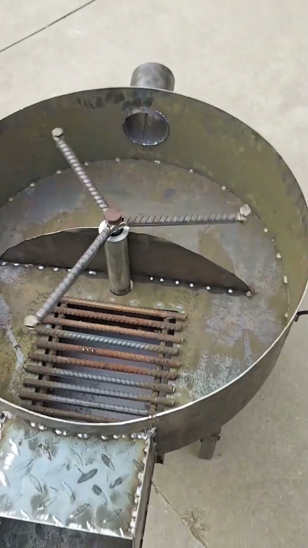 Stainless steel wood fire frying oven- Good tools and machinery make work easy