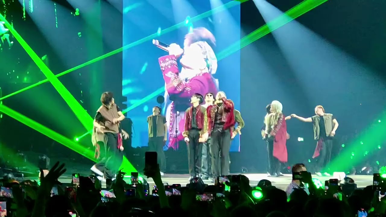 ATEEZ 250219 Berlin Day 2 (BOUNCY)