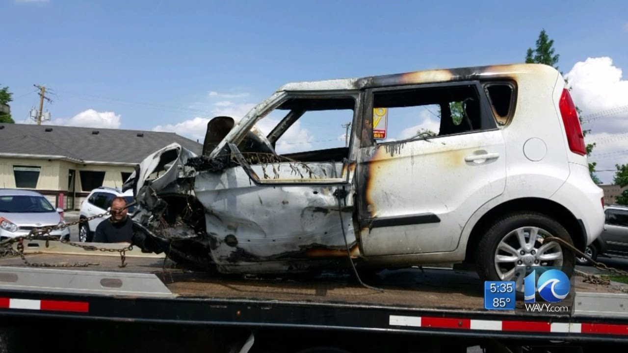 Good Samaritans save Portsmouth man from burning car - YouTube