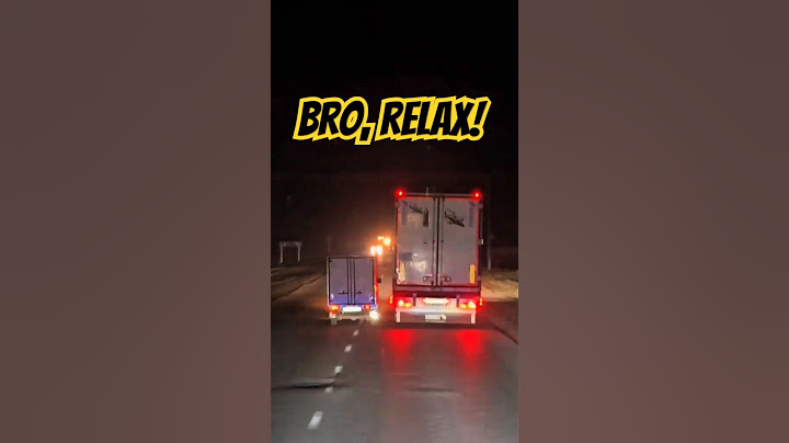 Mini-Truck Thinks He’s in Fast & Furious! 🚛💨😂 #truckdriver #semitruck #lkw #camion #automobile