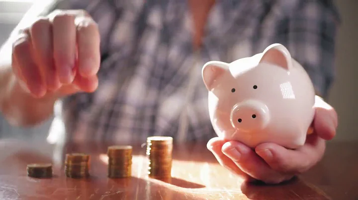 What is the difference between an intelligent person and a wise person ?