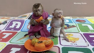 Donal Feel Very Cool Mom Wear Blanket For Him After Bathing To Eat Fruits With Little Moly Very Cute