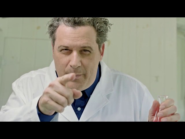 Isaac Mizrahi Goes Organic:  Kicks the Lawn Chemical Habit