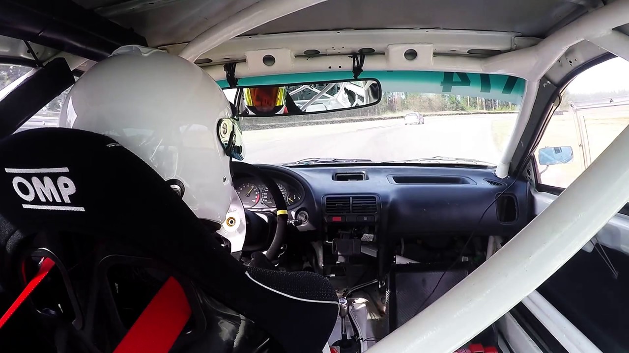 Honda Integra Type R - Racing NM Vålerbanen May 2017, Race 1, - YouTube