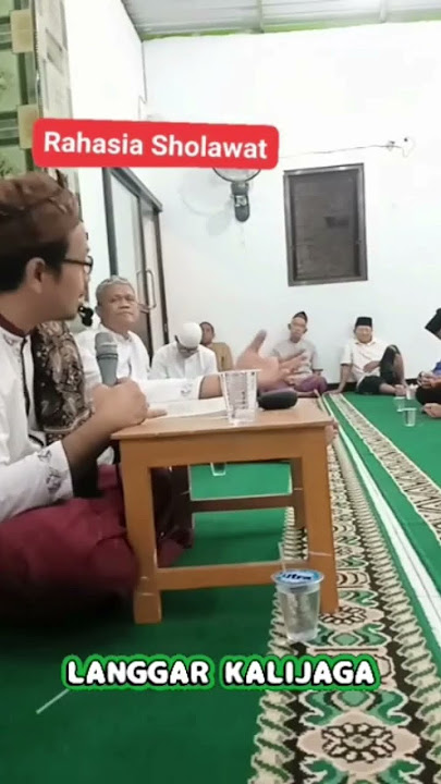 SHOLAWAT DENGAN MENGHADIRKAN #shortvideo #kitabkuning #kitabarbainnawawi #ibnuatthoillah