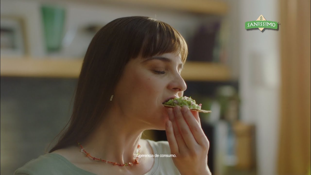 Saníssimo México — Santissimo — Simply Greatness (YouTube video ad)