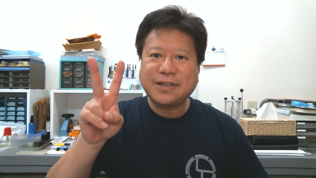 日本限定モデル】特注のオールドラジウムカラーの逆リューズ・クロノ 