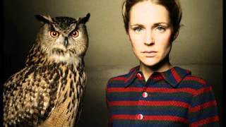 Video voorbeeld van "Agnes Obel - Riverside(Flitz Dub Remix)"