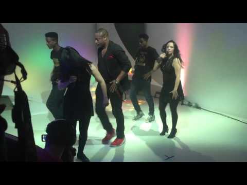 Abel Maxwell - ONE DAY - Live AU 360