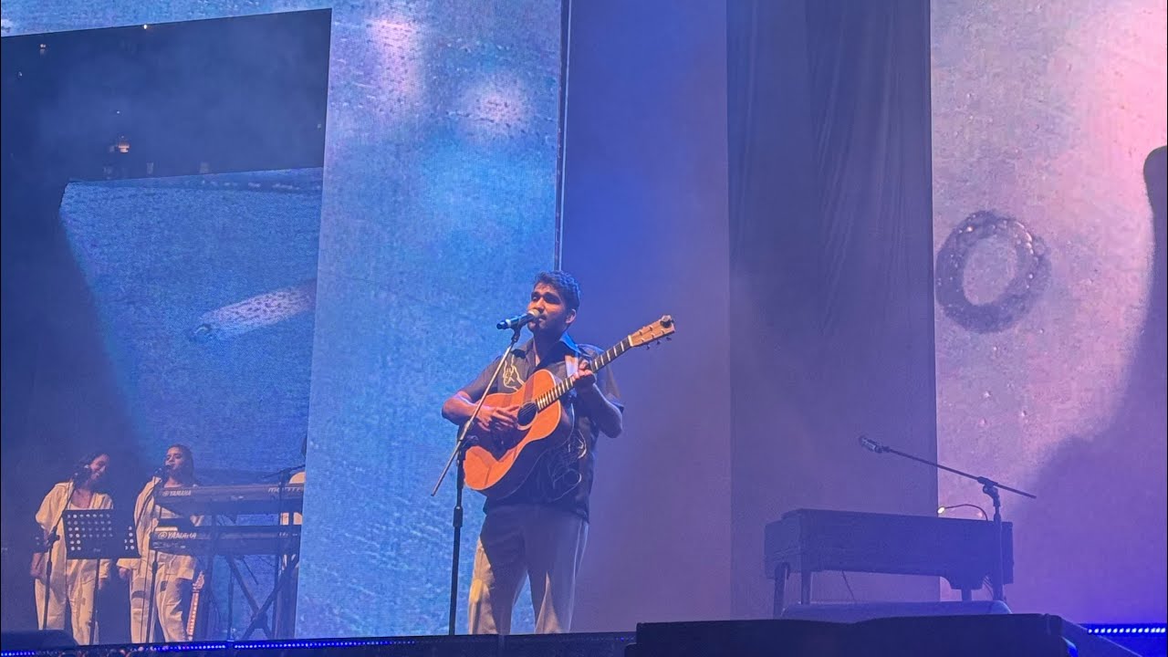 Co2 | Prateek Kuhad | Live in Bangalore | Silhouettes Tour’24 Co2 | Prateek Kuhad | Live in Bangalore | Silhouettes Tour’24