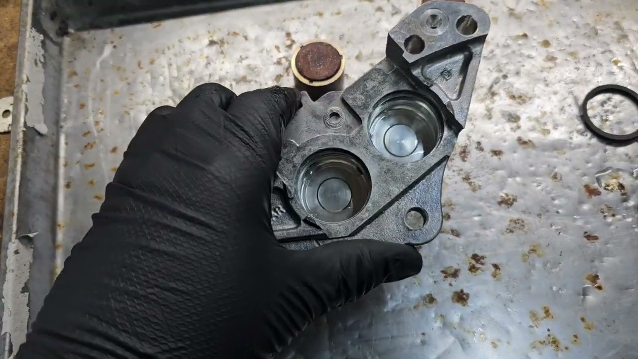zx6/zx7/zx9 & zx11 tokico front brake caliper rebuild! - YouTube