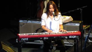 KT Tunstall - Yellow Flower - Gawsworth Hall 19-7-2013