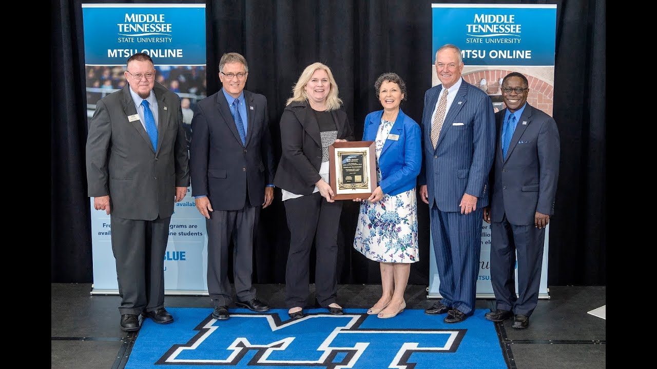 MTSU Online celebrates 20th anniversary, quality award - YouTube