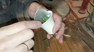 видео: Как починить светодиодную лампочку  картинка: Как починить светодиодную лампочку