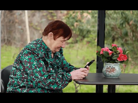 75 წლის როზამ, კომპიუტერული უნარების საბაზისო კურსის შემდეგ, ახლობლებთან კომუნიკაცია აღადგინა