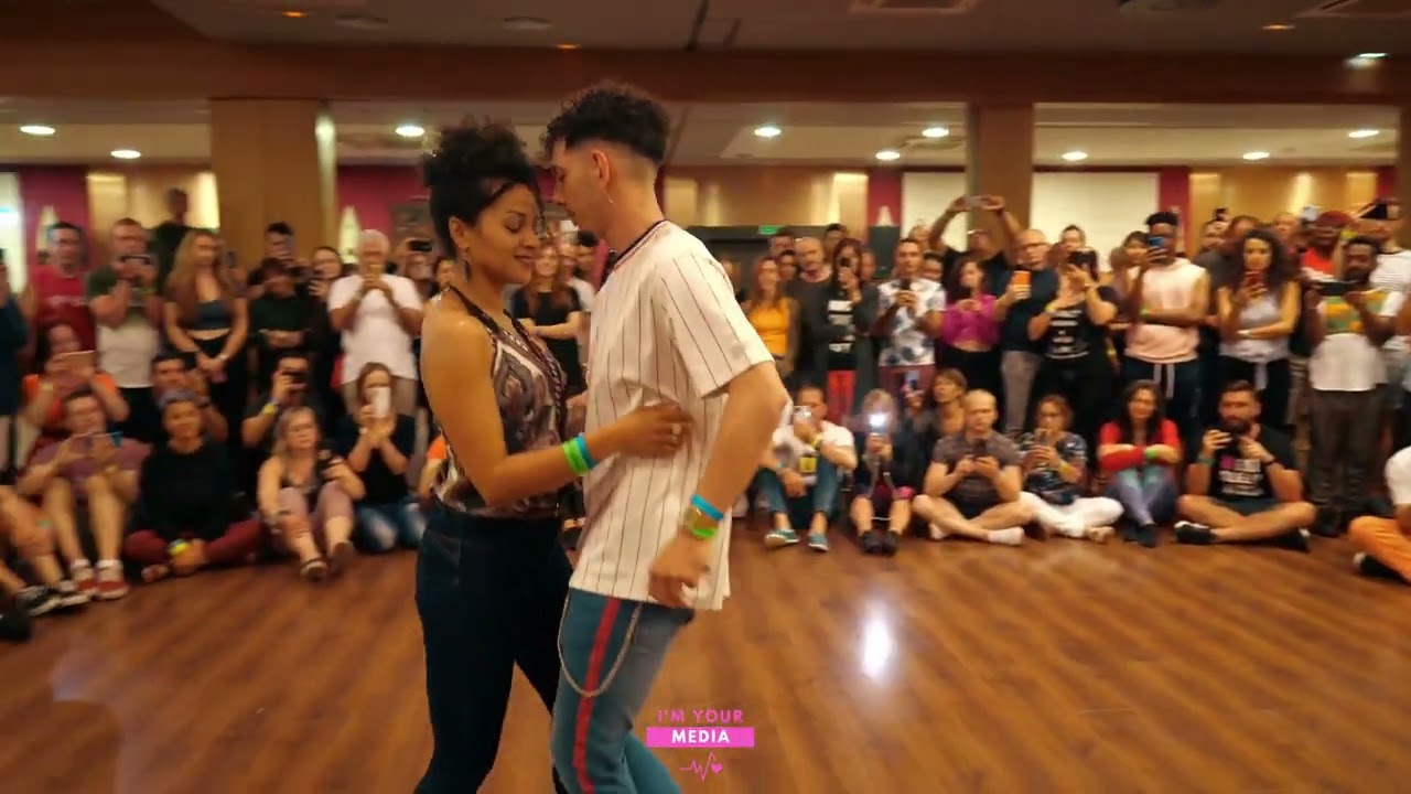 Urban Kizomba St'Effy & Val'R AFROKIZIAC - FEELING Kizomba Festival