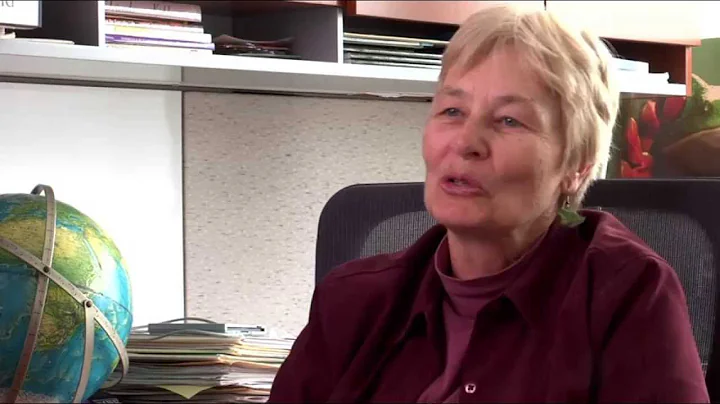 2013 Outstanding 9-16 Educator Award - Catherine M...