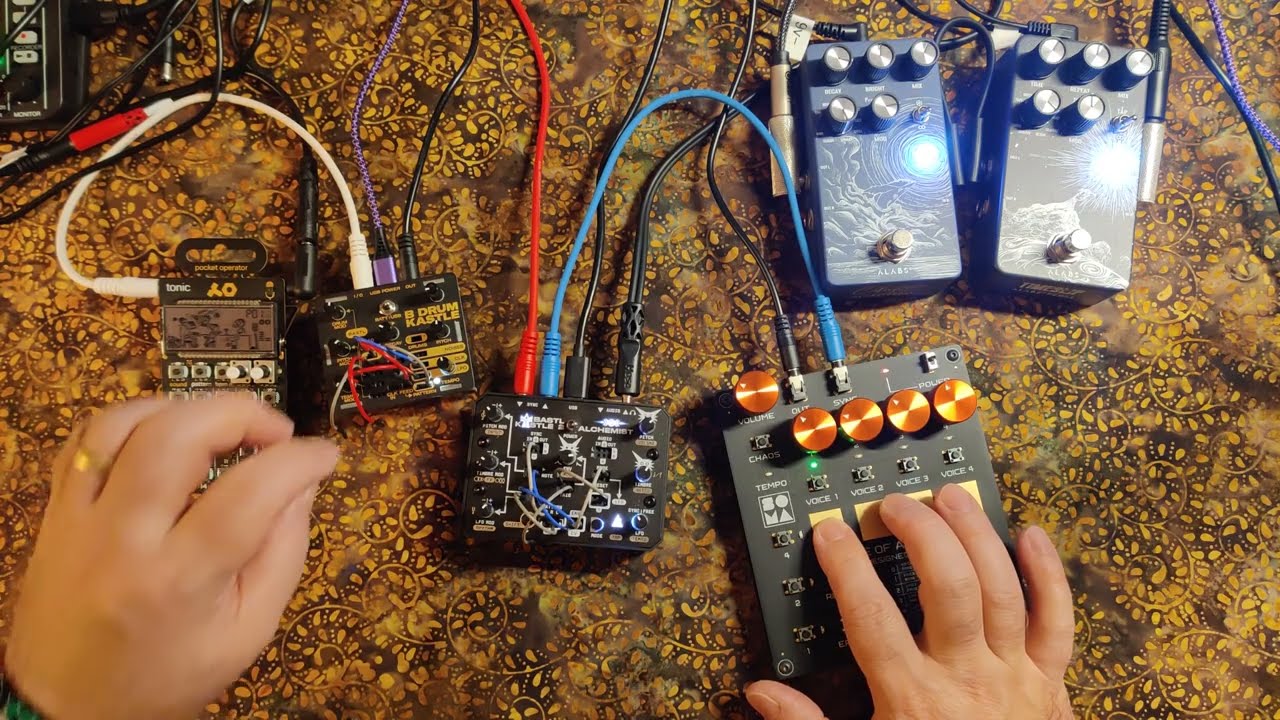 #jamuary2026 ... That's no moon ... [Alchemist] [PO-32] [Kastle Drum] [RoAT] [Cetus] [Timeslip]