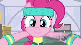 pinkie pie plays with the cake twins