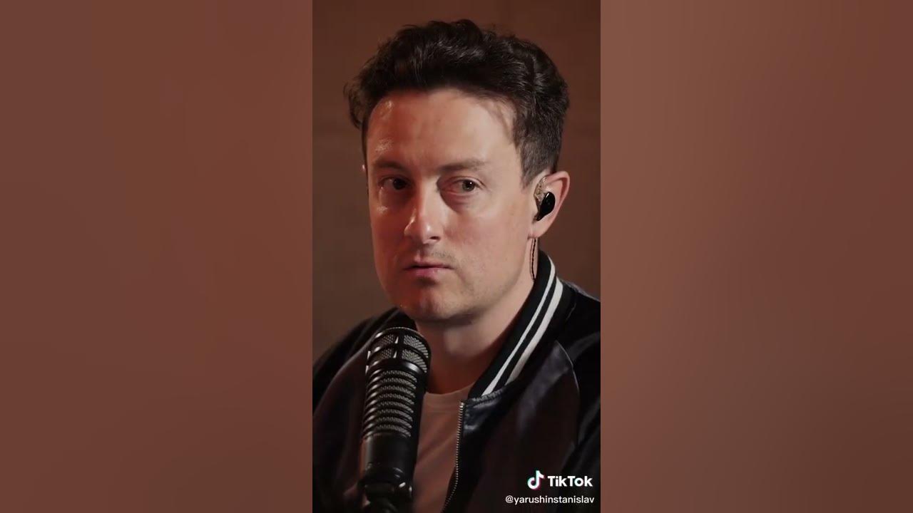 Антон Мартынов цирк
