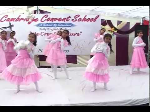 Choti Si Asha Dance By School Kids