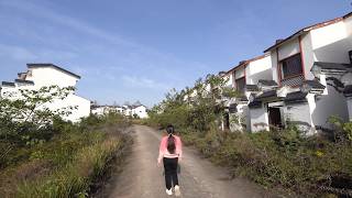 Abandoned luxury villa on top of Chongqing mountain, what a pity