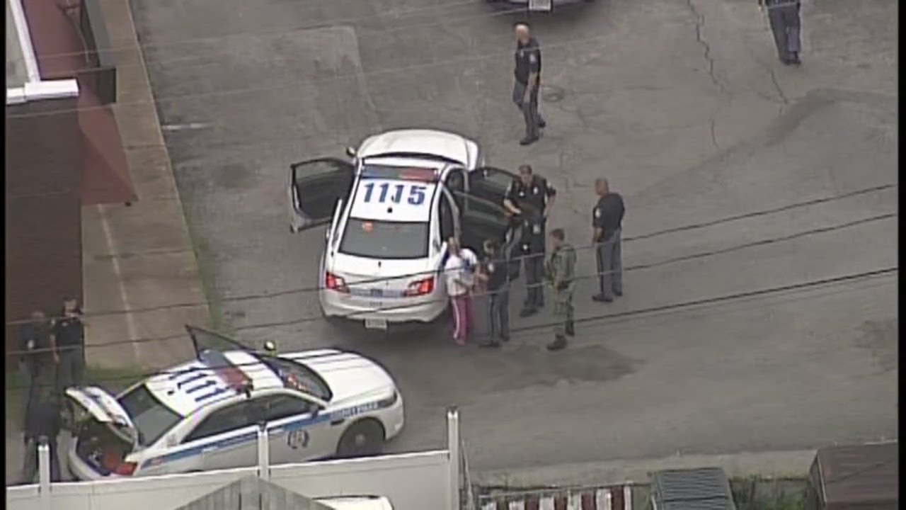 BREAKING; Police Pursuit In Baltimore Co. Ends With Arrests - YouTube