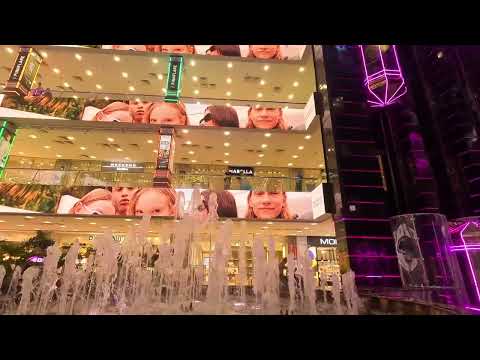 Видео: Крутые фонтаны в торговом центре 