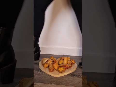 Destroying my takeaway in heels - Food crush - ASMR
