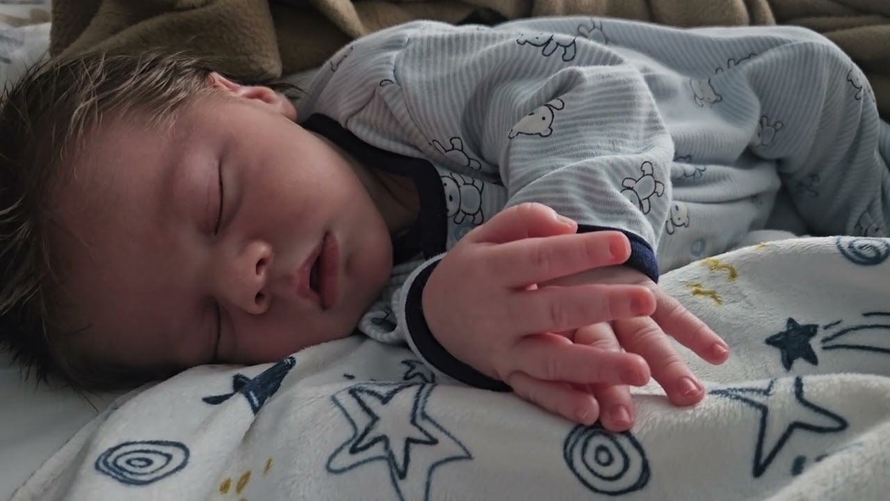 Luigi Neville Mangione 11 days old sleeping in heavenly peace 