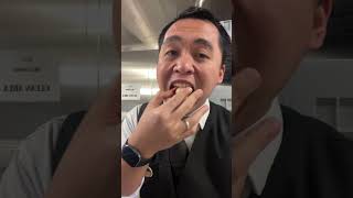 Makan salmon dan roti #fyp #mukbang #enak #lombok #ntb