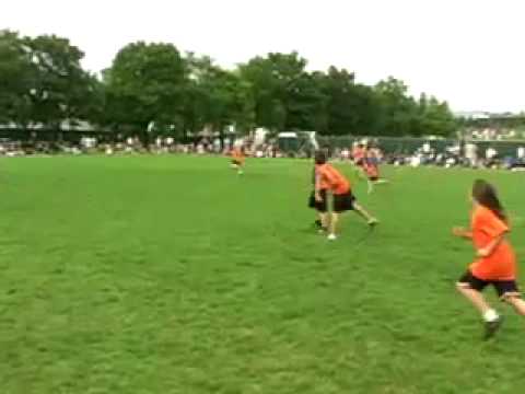 Video: Neidentifikovaný Létající Frisbee