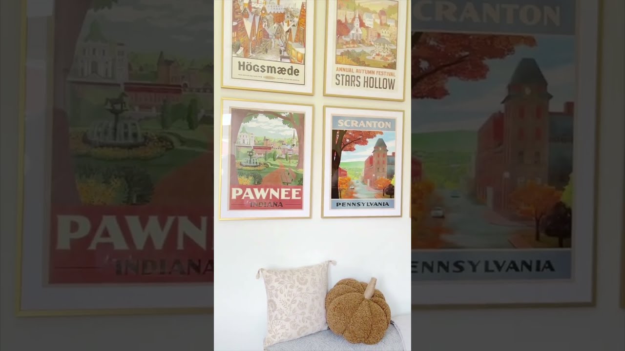 Bare Walls to Deck The Halls! ☃️ 