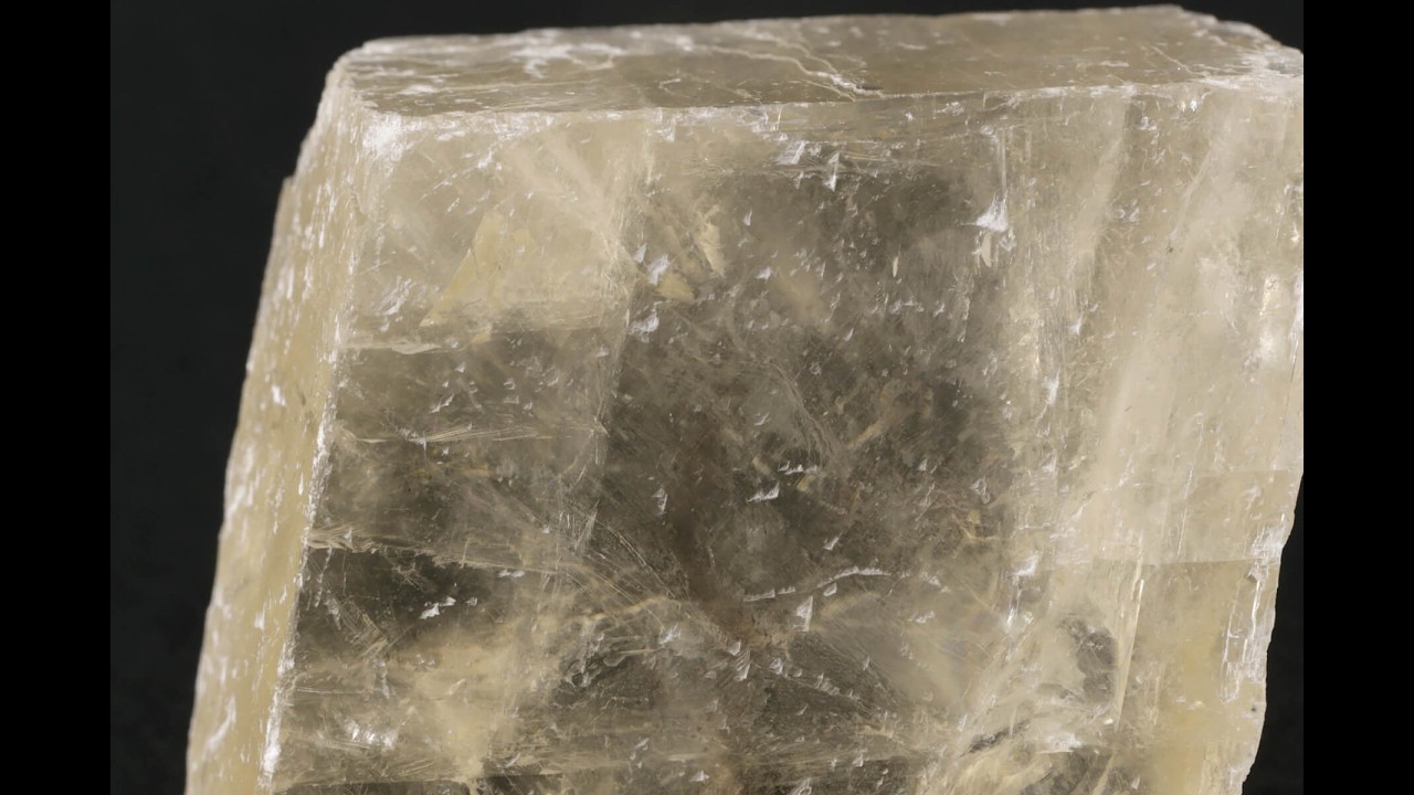 カルサイト(方解石) 六面体 56g / Calcite - YouTube