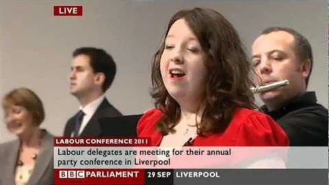 Sarah Petrie singing at the Labour Party Conference