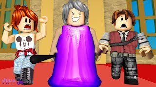 Roblox - SUFOCO COM GRANNY JULIA (Granny)