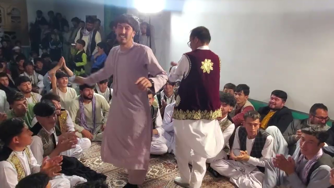 رقص بچه های تمکی والا دوستان هتما بیننده باشید 