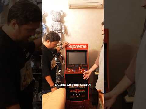 Видео: Игры нашего детства в коллаборации Supreme